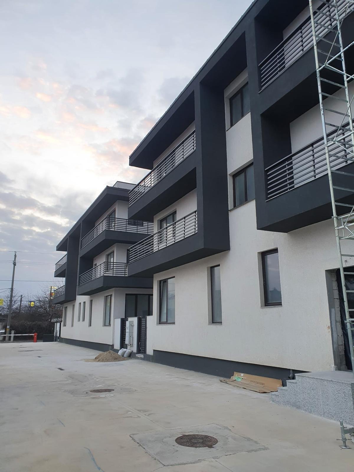 مجمع فيلل رومانيا